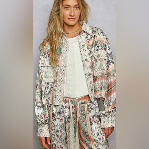 Floral Print Top or jacket 🌟